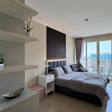 Nagoya Thamrin Apartment High Floor With View Exterior foto
