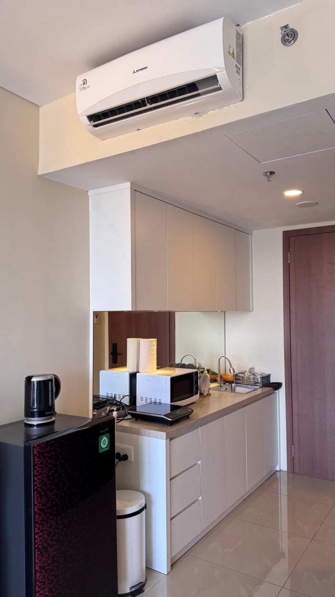 Nagoya Thamrin Apartment High Floor With View Exterior foto